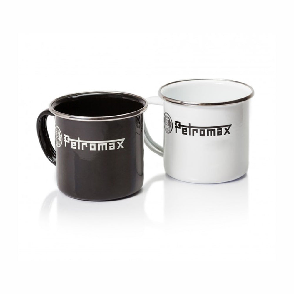 Der Petromax Emaille-Becher ist der perfekte Becher für Kaffee- und Teeliebhaber, die gerne Zeit im Freien verbringen.