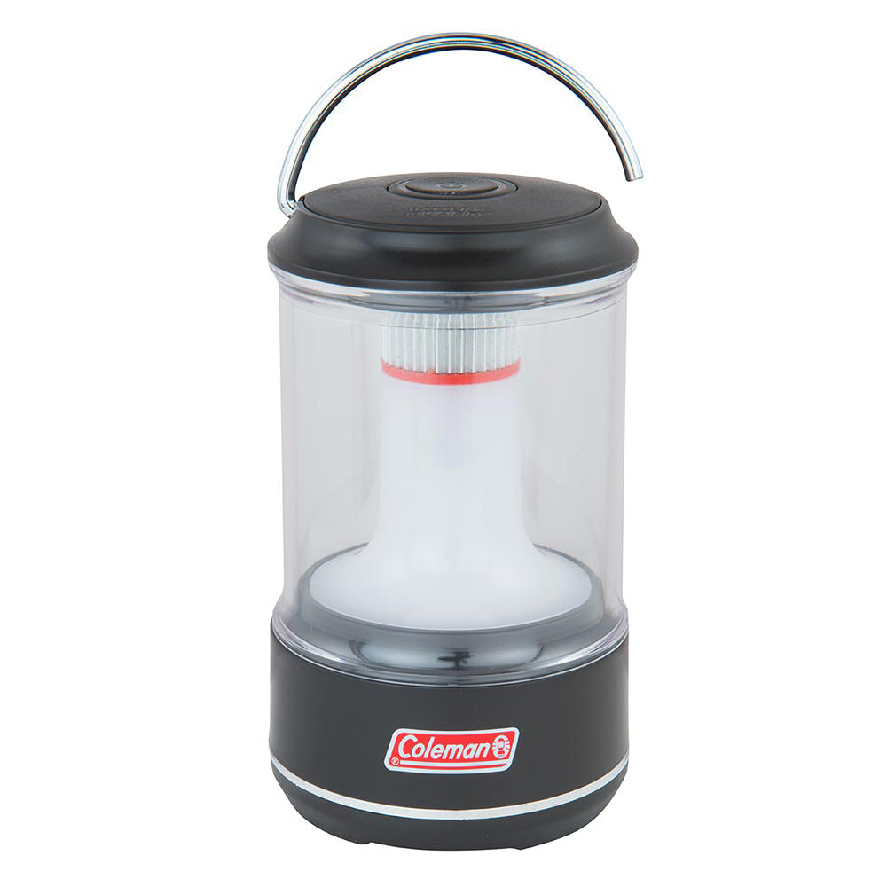 COLEMAN BatteryGuard™ 200L LED Campingleuchten & -laternen. Die Laterne ist mit „Lifetime LEDs“, mit einer erwarteten Lebensdauer von 40.000 Stunden, ausgestattet.